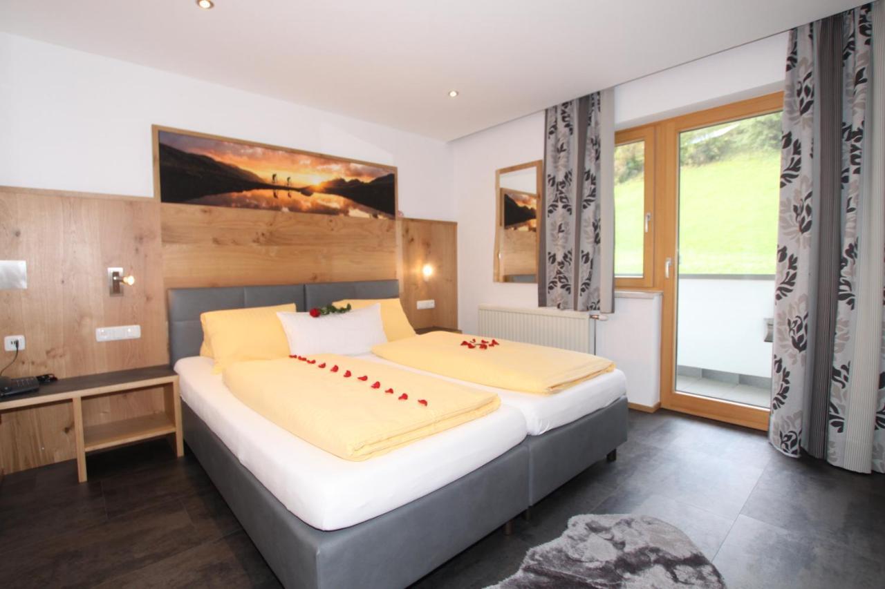 Gaestehaus Alpina Sankt Anton am Arlberg Ngoại thất bức ảnh